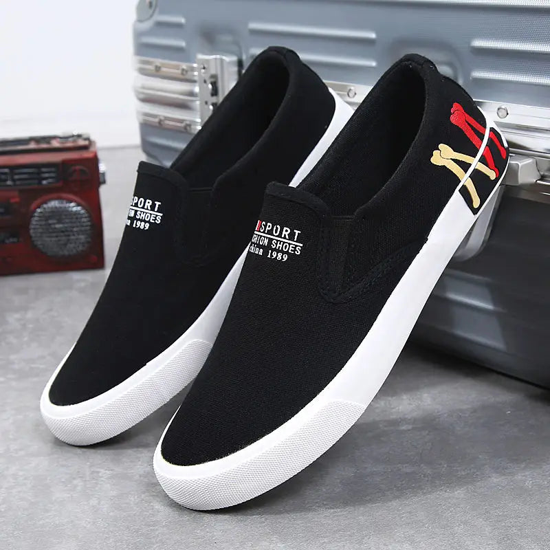 2026 Spring New Men's Shoes Plus Size 39-47 Casual Sneakers White Canvas Shoes Boys Sport Sneakers Comfortable Men Loafers