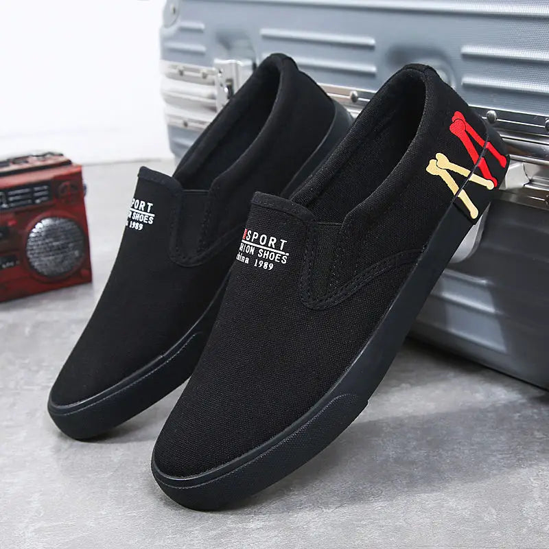 2026 Spring New Men's Shoes Plus Size 39-47 Casual Sneakers White Canvas Shoes Boys Sport Sneakers Comfortable Men Loafers