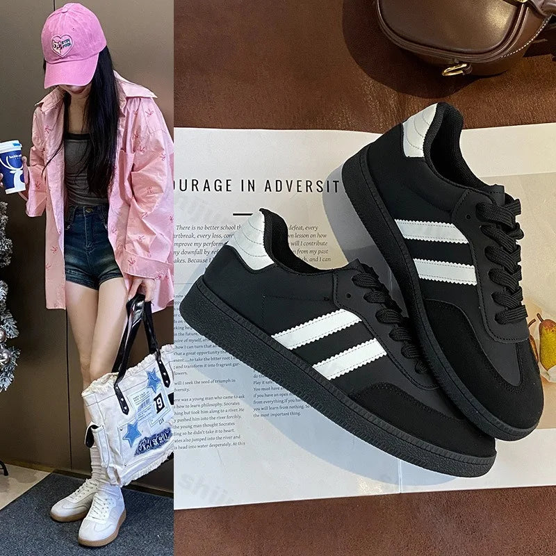 Autumn Women Casual Sports Shoes 2026 Comfortable Non Slip Outdoor Casual Shoes Soft Sole Retro Female Sneakers Zapatos Mujer