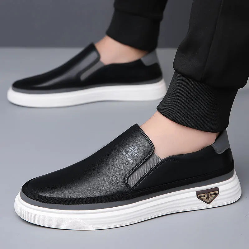 New Summer Fashionable and Comfortable Mens Versatile White Shoe Brand Genuine Leather Breathable Soft Soled Cowhide Board Shoes