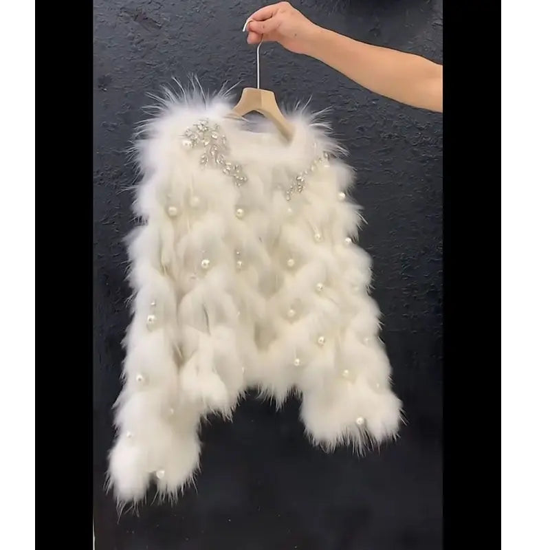 2025 Women Pearl Embellished Wool Blend Coat Faux Fur Trim Jacket Winter Luxury Tweed Overcoat