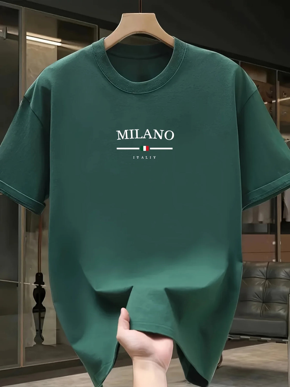 Men's stylish, casual, relaxed Italian-style Milan letter print round-neck short-sleeved T-shirt