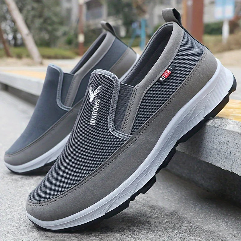 Beijing Old Man Canvas Shoes Men's Lightweight Non-Slip Breathable round Toe Slip-On Dad Shoes Casual Low Top PVC Rubber
