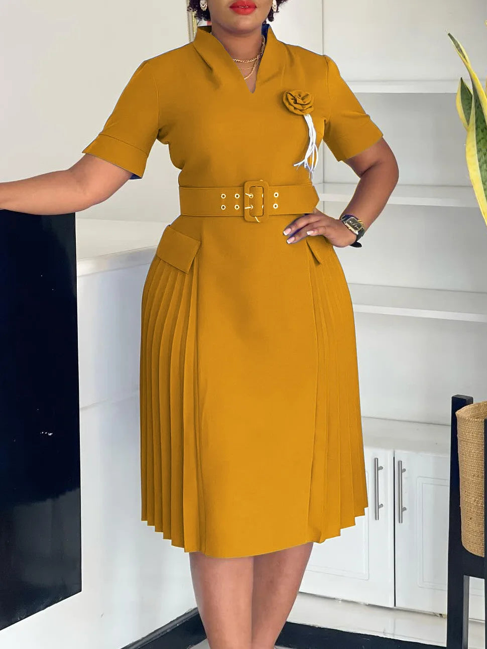 Elegant V-neck Solid Color Plus Size Pleated High-Waisted Dress for Women Fashionable 2025 A-Line Midi Dress