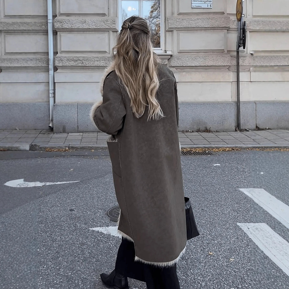 Women Faux Fur Long Coats Jackets Turn Down Collar Coat Thick Warm Y2k Streetwear Jacket Work Outerwear Autumn Winter 2025