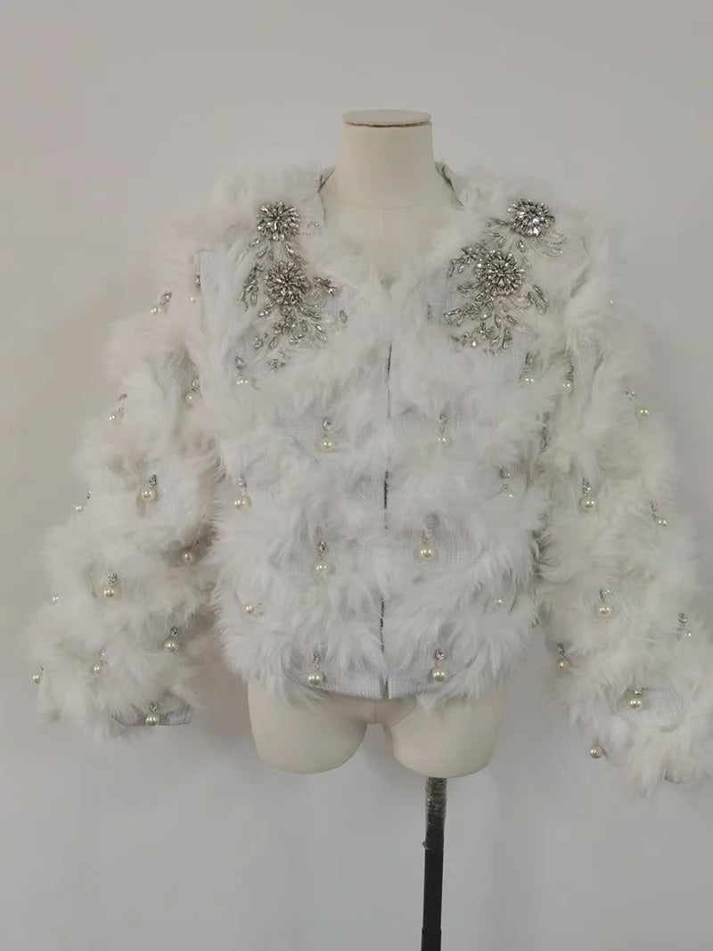 2025 Women Pearl Embellished Wool Blend Coat Faux Fur Trim Jacket Winter Luxury Tweed Overcoat