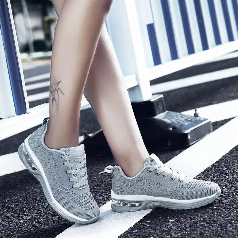2022 Spring Women Sneakers Red Black Fashion Korean Women Shoes Mesh Breathable Sneakers Cushion Casual Shoes Tenis Feminino