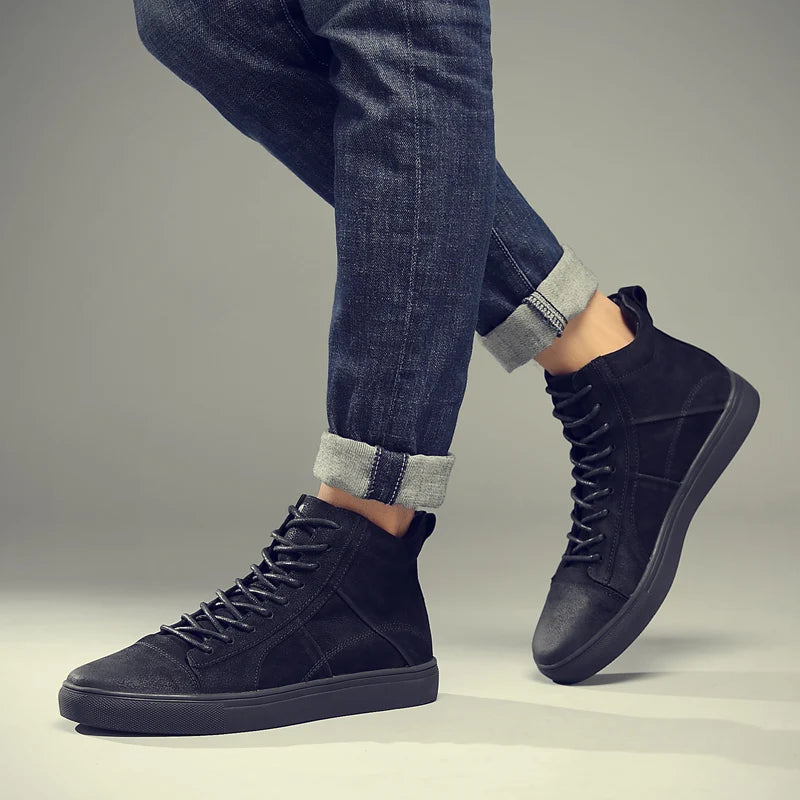 High Quality Men Snow Boots Winter Plush Warm Mens Lace-Up Ankle Boots Luxury Brand Non-slip Male Sneakers Genuine Leather Botas
