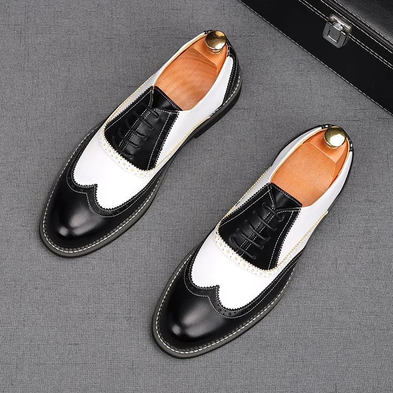 Fashion New Men's Black White Mixed Patent Leather Oxford Flats Brogues Shoes Male Homecoming Wedding Dress Zapatillas Hombre